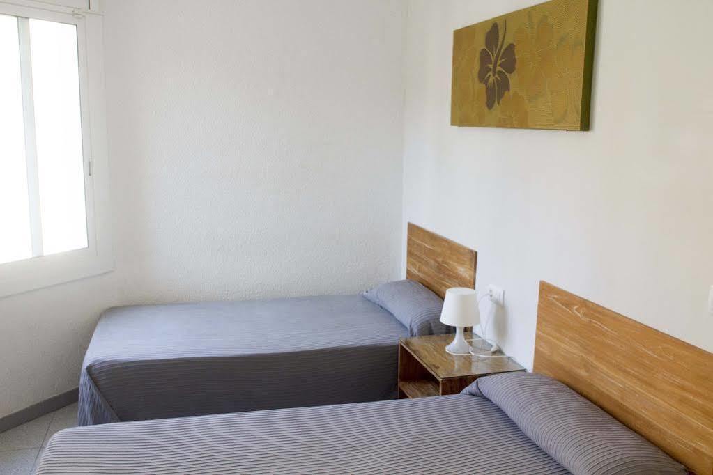 Hostal Ancora Lloret de Mar Extérieur photo